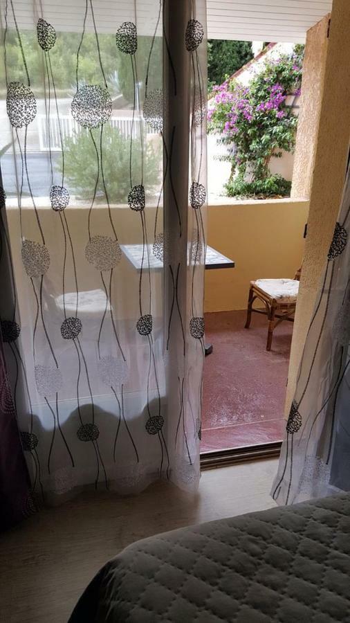 Hotel Le Chatelet Сан-Пол-дьо-Фънуе Екстериор снимка